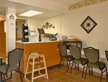 Super 8 By Wyndham Luverne מסעדה תמונה
